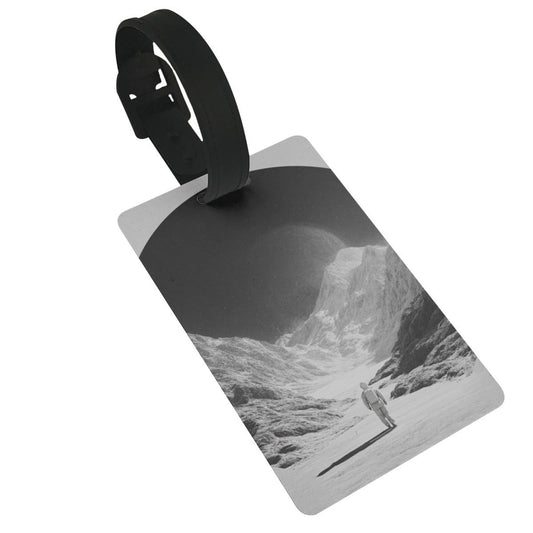 Luggage Tag with Sci - Fi Astronaut Scene (2 - piece set, Size 3.4”×2.1” )